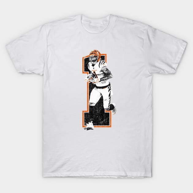 Ja'Marr Chase (Variant) T-Shirt by huckblade